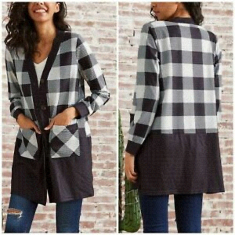 Luukse checkered plaid button front cardigan